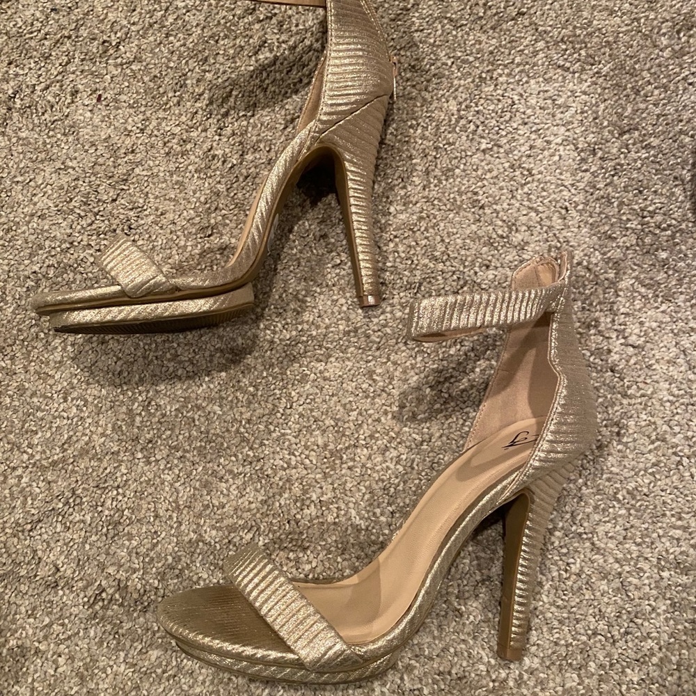Windsor Heels